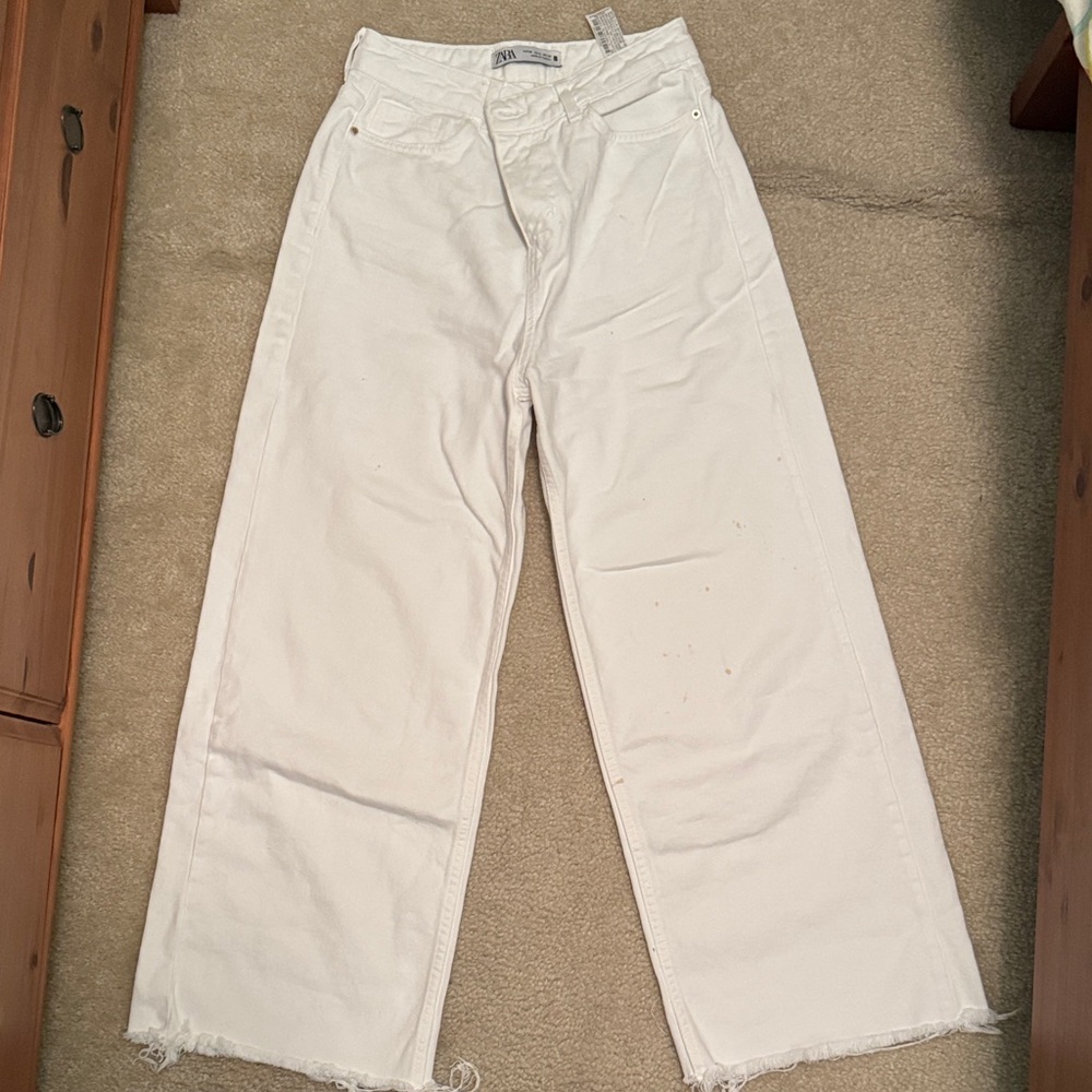 Zara Women's Cream Wide Leg Jeans